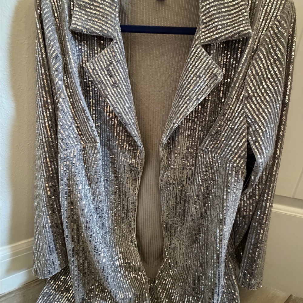 Elegant Silver Sequin Women's Blazer